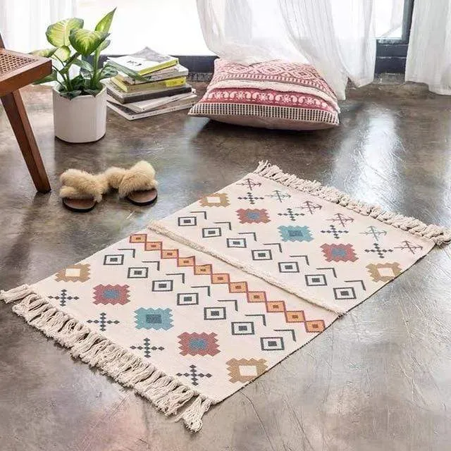 Linen Carpet with Tassels (6 designs)