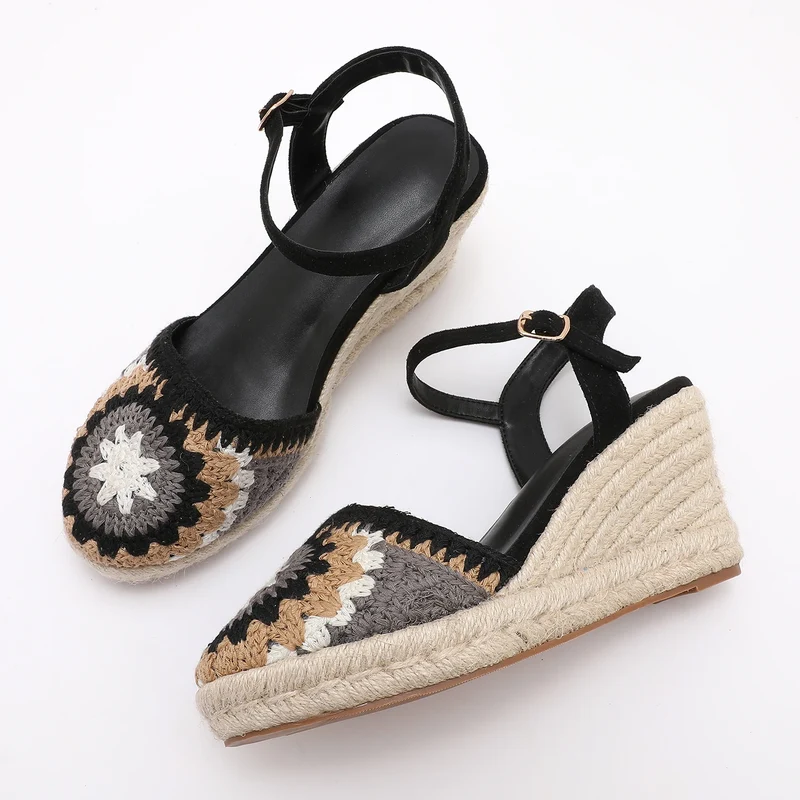 Maréa Knit Wedges
