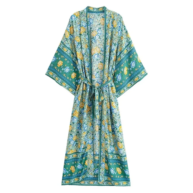 Green Citrus Courtyard Kimono