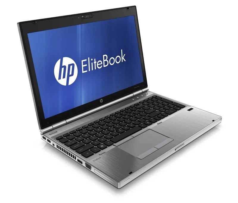 ORDINATEUR PORTABLE HP ELITEBOOK 8560P avec adobe master collection cs5.5