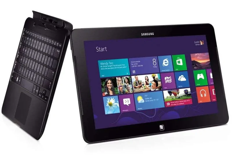 Samsung ATIV Smart PC XE700T1C-A01FR